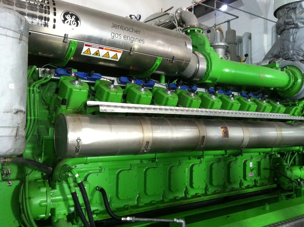 1MW Second Hand Jenbacher Used Biogas Generator Set Jms320GS CHP