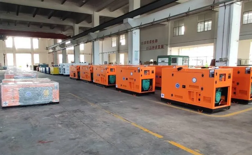 3 Phase 450kVA Cummins Electric Generating Sets Open Silent Soundproof Diesel Power Generator