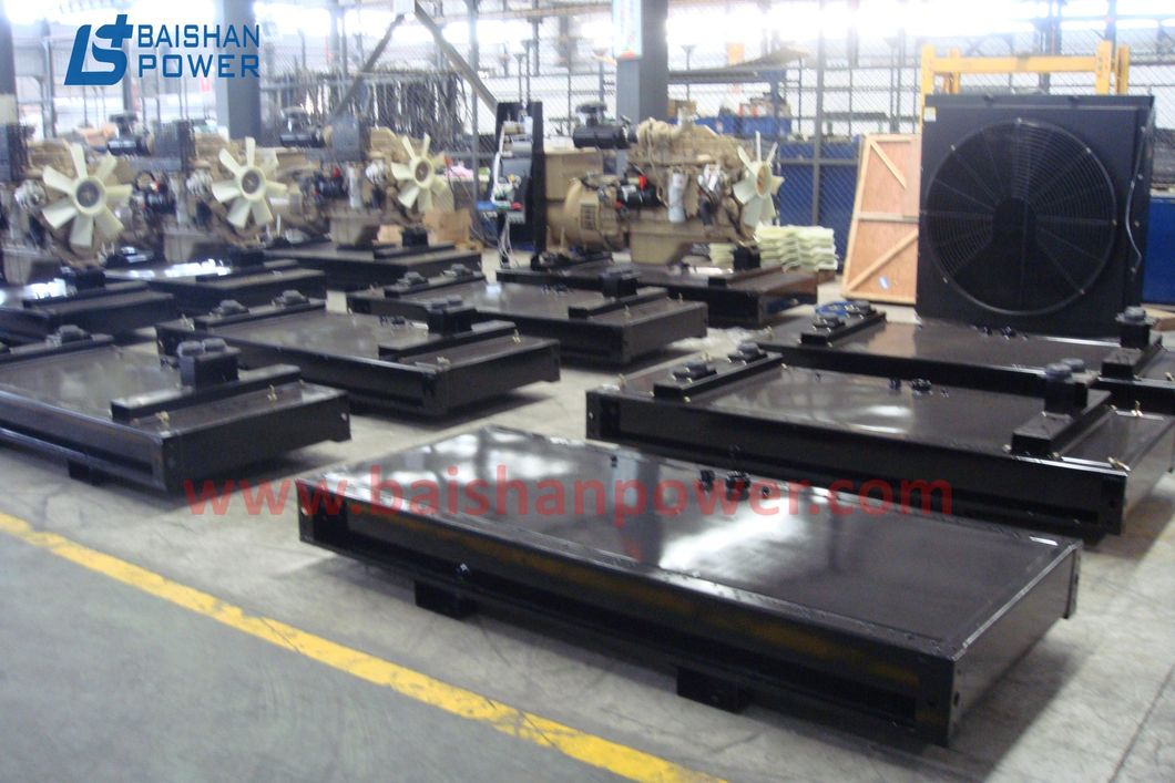 China Ricardo Engine Diesel Generator Motor 6126A-260de 6126A-260de Wt12D-308e Wt12D-330de Wt13D-330de Wt13-360de Wt13A-390de 160kw ~360kw 200kVA Water Cool