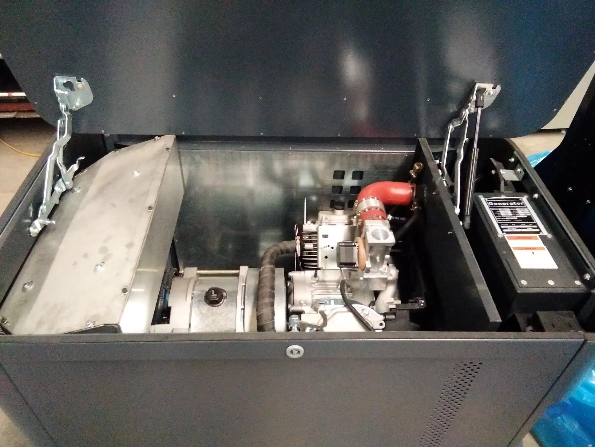 FP8REG-EB 8KW HOME STANDBY 2 IN 1, SUPER SILENT Home Standby LPG/NG GENERATOR