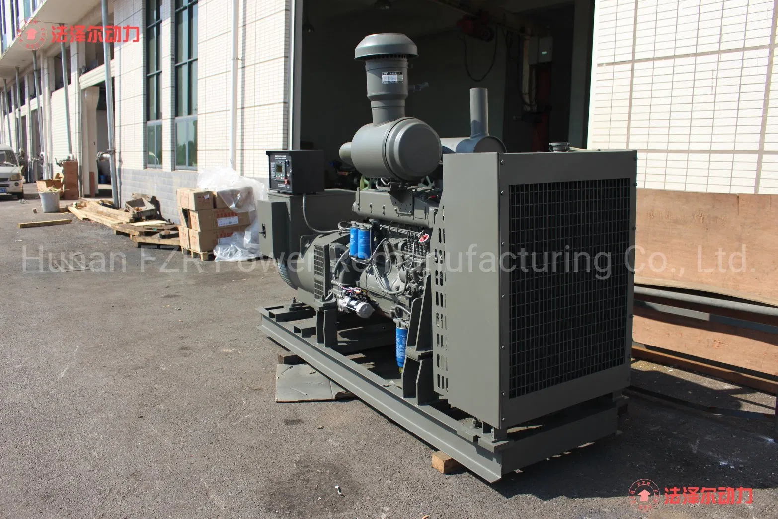 Fzr D12.420 420HP Powerful 4 Stoke Low Fuel Consumption Diesel Engine Diesel Generator