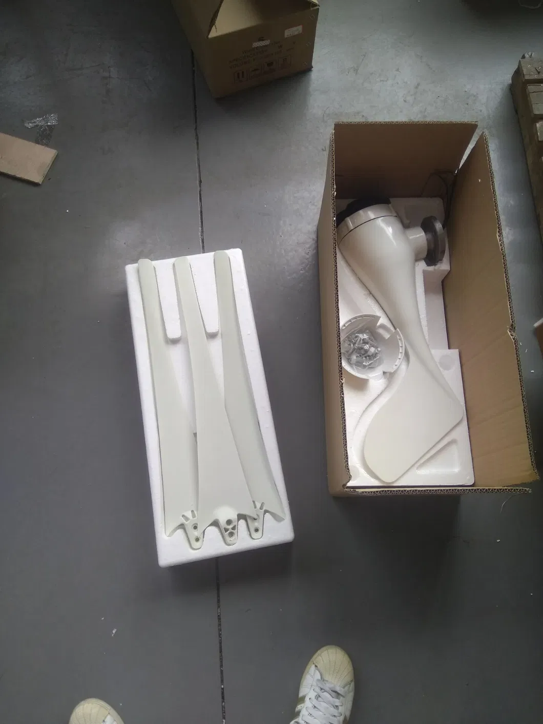 Hot Sale 200W Wind Generator