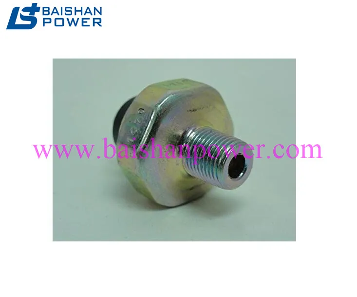 Spare Parts Kubota 15841-39010 Oil Pressure Sensor Switch for Kobuta V1505 V2403 V2203 Z402 Engine a-15841-39010